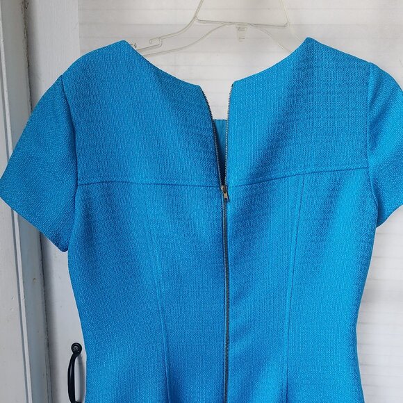 Women Tahari dress Size 6 petite - Picture 2 of 6